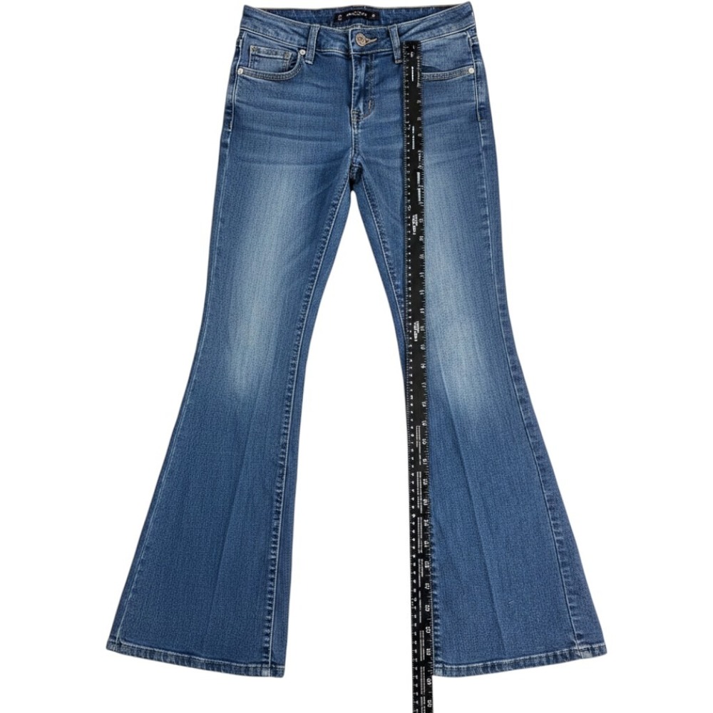 Dollhouse Women Medium Wash Flare Leg Denim Jeans FG-2458RS Size 3/4